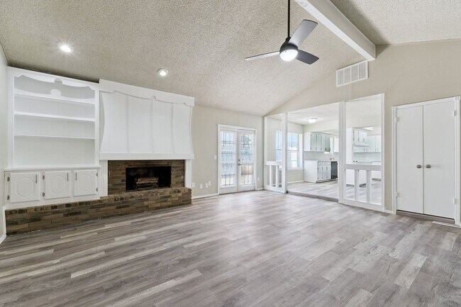 Foto del edificio - 3 bed house in NW OKC