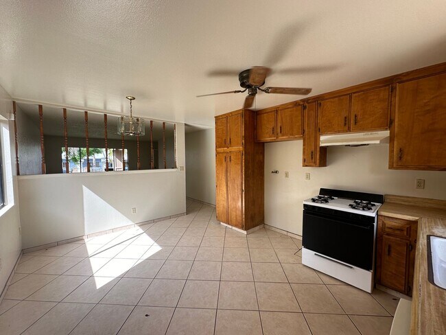 Foto del edificio - 137 North Street -- West Valley Real Estate