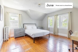 Building Photo - Room in Shared 9 bed/2 bath home in Brighton