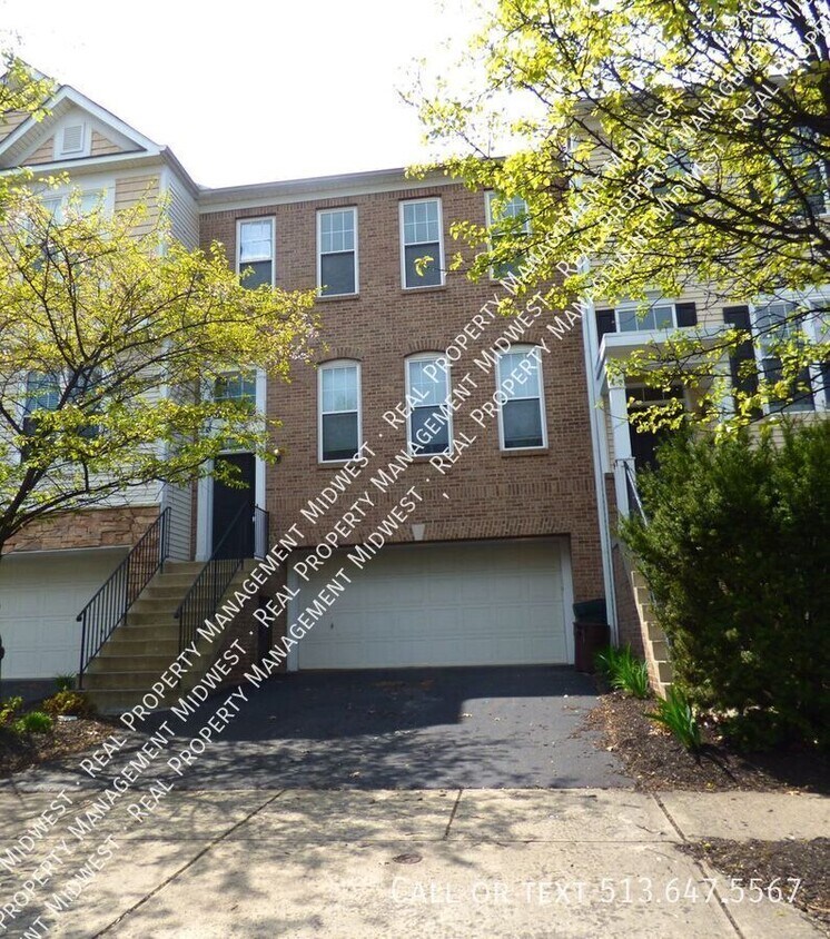 Primary Photo - 2845 Acarie Dr