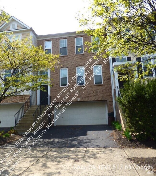 Building Photo - 2845 Acarie Dr