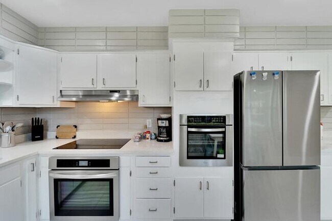 Foto del edificio - 4753 48th Ave N