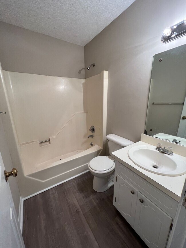 Foto del edificio - 123 Harper St