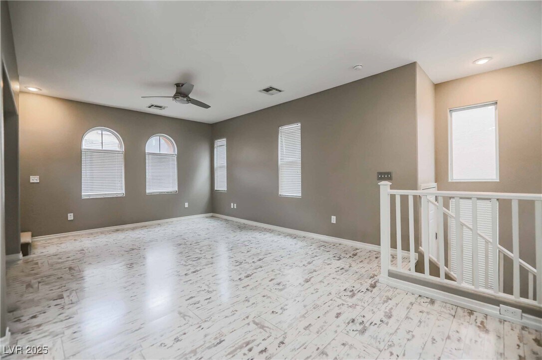 Foto principal - 10633 W Double Spring Ct
