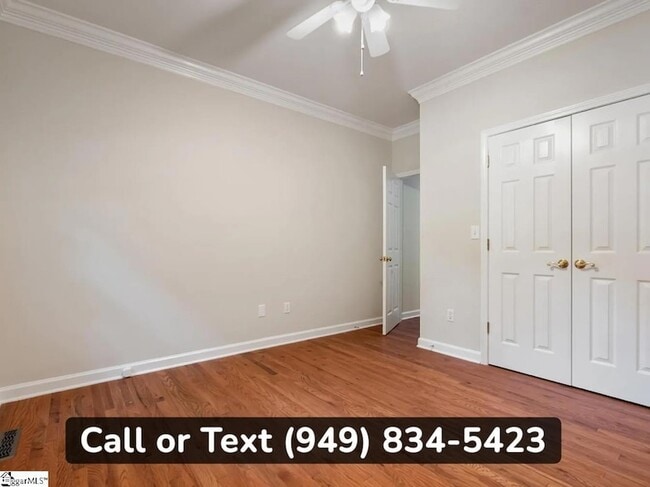 Foto del edificio - 900 Neely Farm Dr