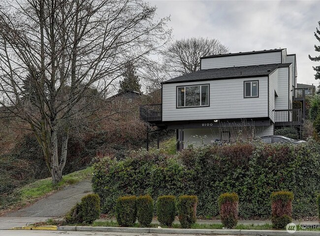 Foto del edificio - 8100 Delridge Way SW