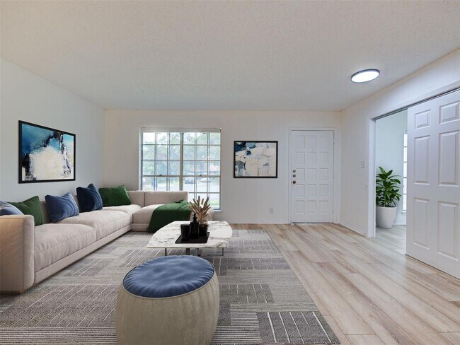 Foto del edificio - 7602 Pebble Brook Cove