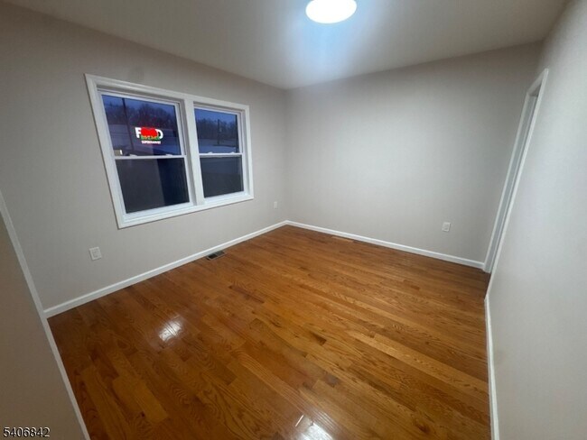 Foto del edificio - 515 West End Ave