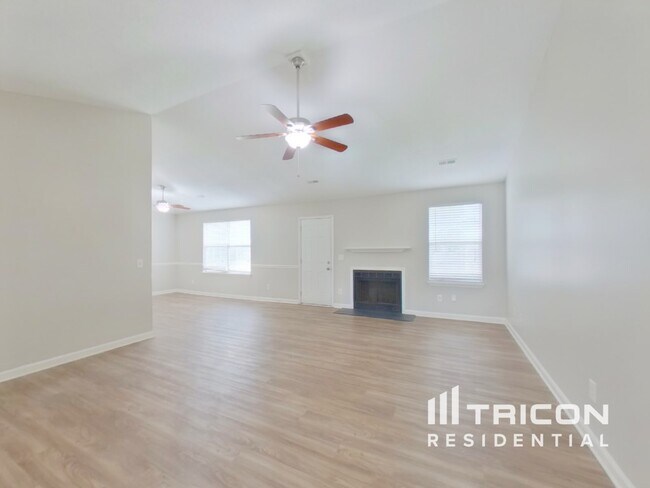 Foto del edificio - 4 Sweetberry Ct