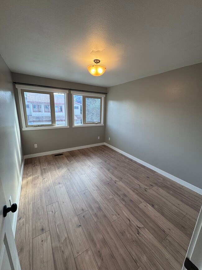 Foto del edificio - 7810 Mayfair Dr