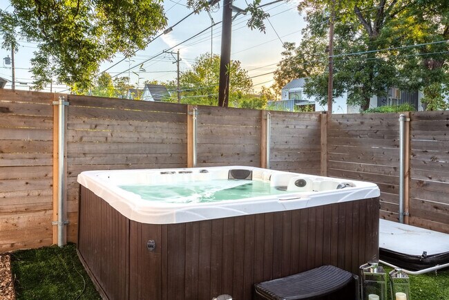 Foto del edificio - 52 Waller St