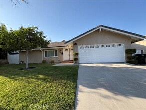 Building Photo - 24177 Willow Creek Rd