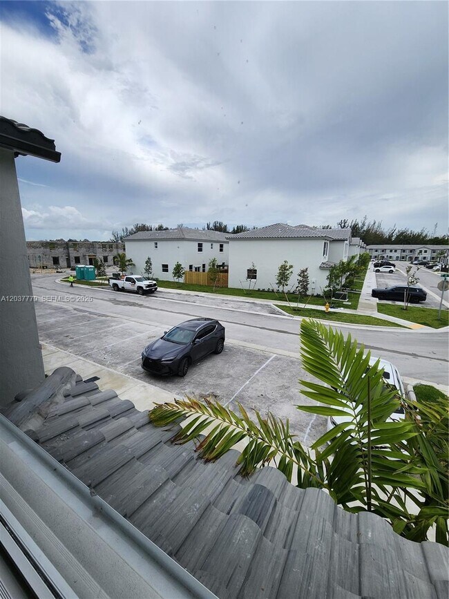 Foto del edificio - 263 NW 11th Ct