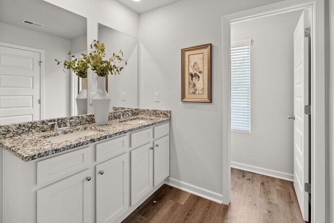 Foto del edificio - Brand New 4 Bedroom Townhome in Atlanta!