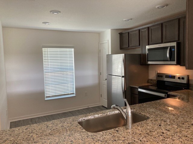 Foto del edificio - 29 Ryecrest Ln
