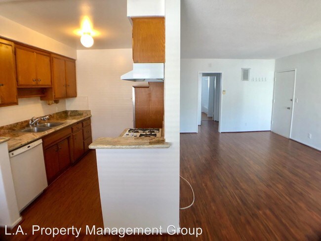 Foto del edificio - 8208 Romaine St