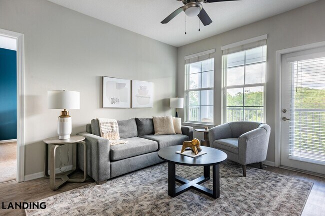 Foto del edificio - 2300 Tapestry Park Dr