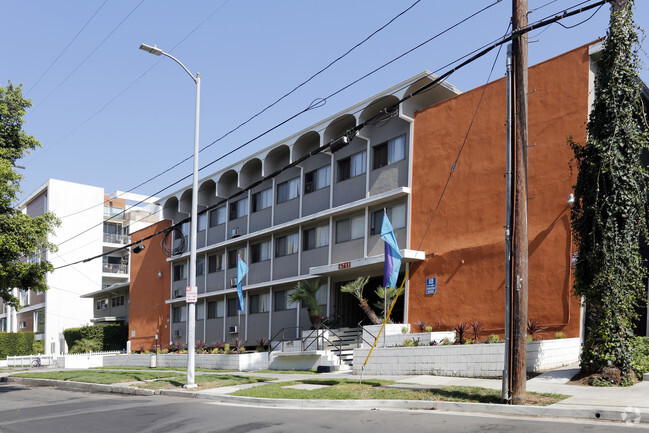 Foto del edificio - Hollywood Pointe Apartments