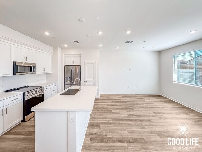 Building Photo - 6050 Angela Ct