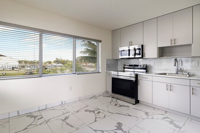Foto del edificio - 2323 NW 15th St
