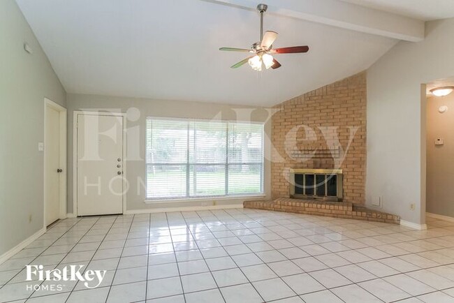 Foto del edificio - 4227 Autumn Meadow Dr