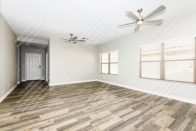 Foto del edificio - 3 br, 2 bath House - 13856 W Ironwood St