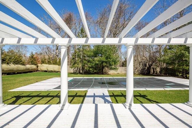 Foto del edificio - 57 Osborne Ln