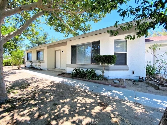 Building Photo - 16716 Stagecoach Ave