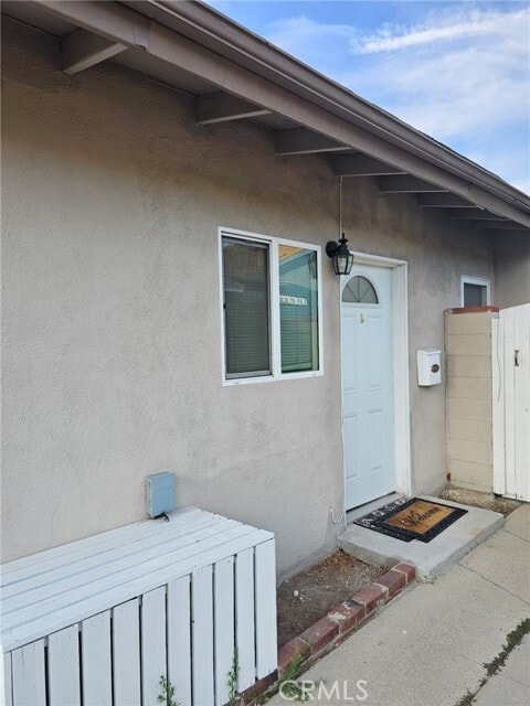 Building Photo - 10020 Gothic Ave