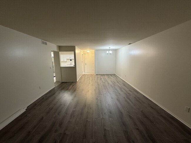 Foto del edificio - 30414 Orchard Lake Rd