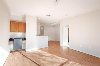 Building Photo - 330 Las Colinas Blvd E