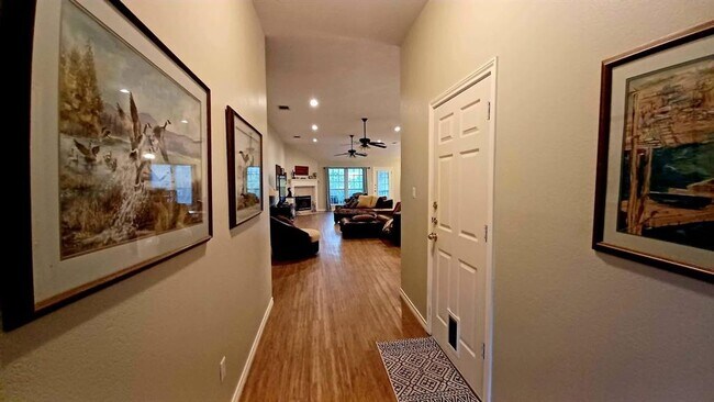 Foto del edificio - 199 Ulupau Cir