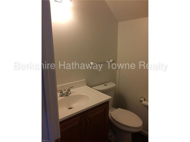 Building Photo - 4853 Strand Dr