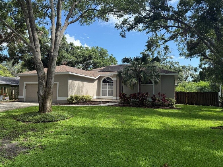 Foto principal - 2270 Barbara Dr