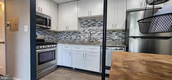 Building Photo - 12705 Dara Dr