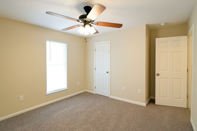 Foto del edificio - 3310 Branch St