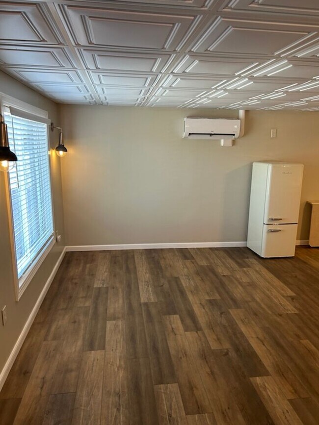 Foto del edificio - 4051 Wynn St