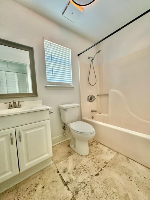 Foto del edificio - 166 Knots Pl