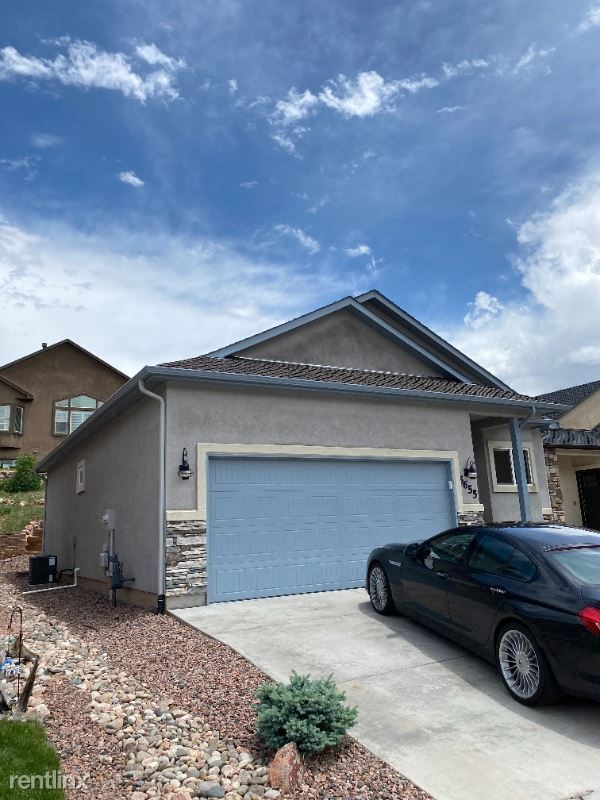 1704 Oakmoor Heights, Colorado Springs, CO 80906 House Rental in