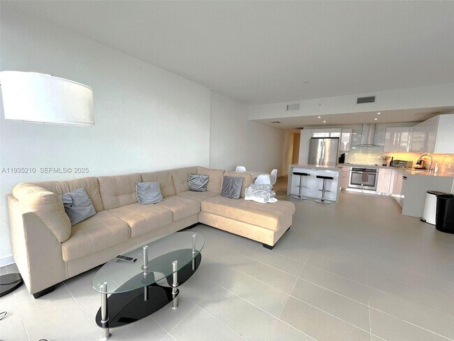 Foto del edificio - 1600 NE 1st Ave