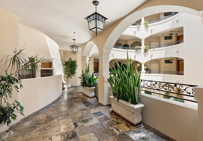 Courtyard from the second floor - 10364 Almayo Ave