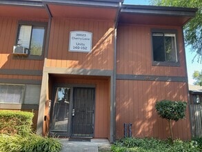 Building Photo - 38623 Cherry Ln