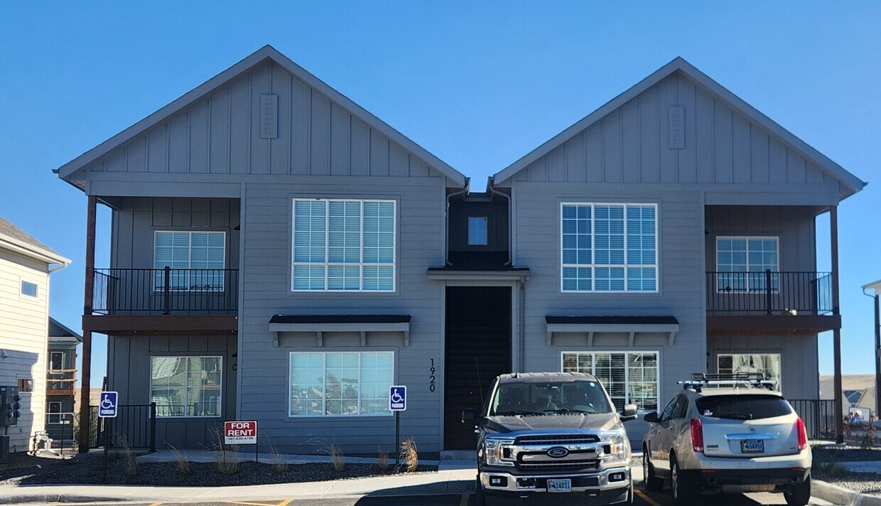 Foto principal - 1920 Howling Moon Way