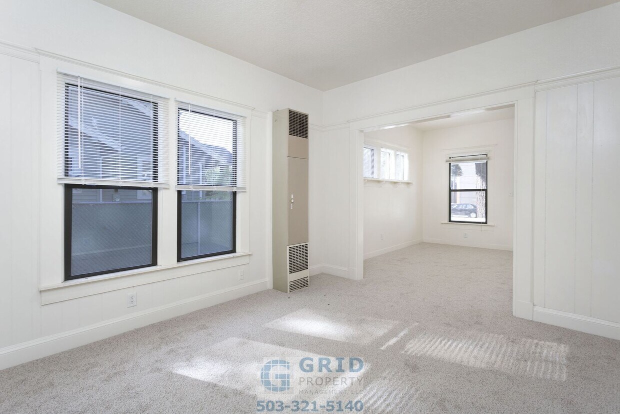Primary Photo - 2 Bedroom Home Available in Southeast Port...