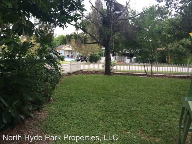 Foto del edificio - 2 br, 1 bath Apartment - 207 N Albany St