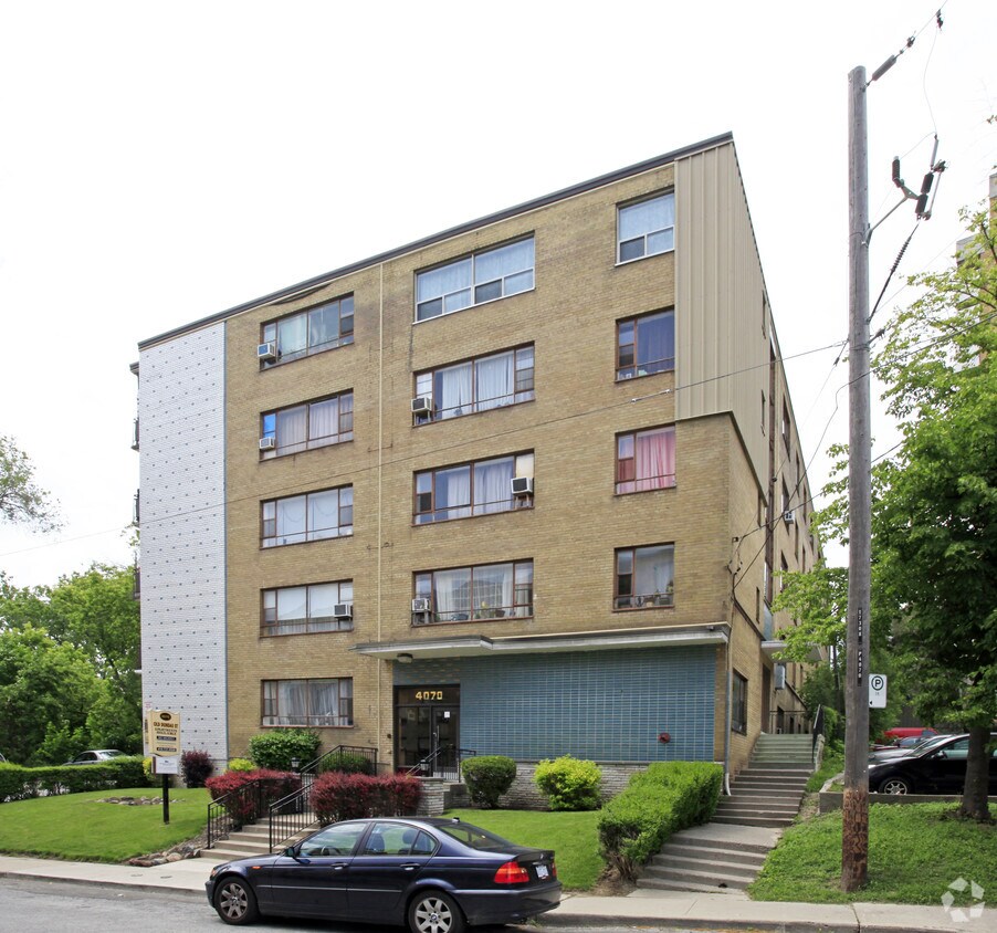 Primary Photo - 4070 Old Dundas St