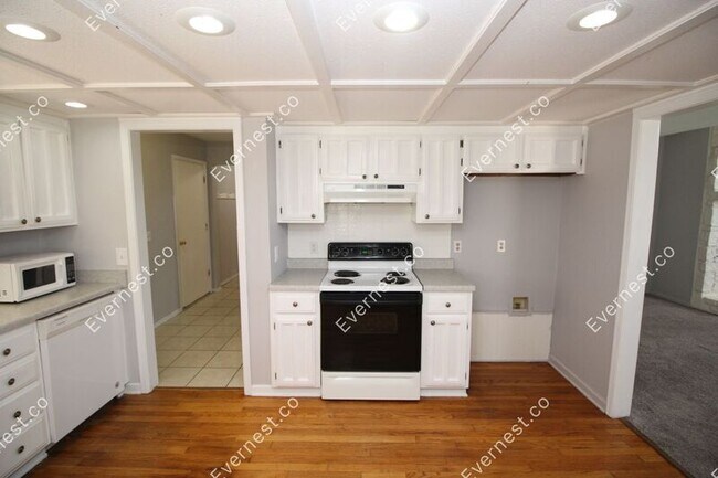 Building Photo - 7021 S 78th E Ave