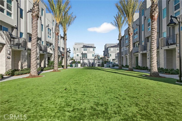 Building Photo - 1615 W Bushell St