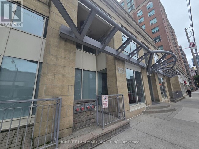 Building Photo - 323-323 Richmond St E