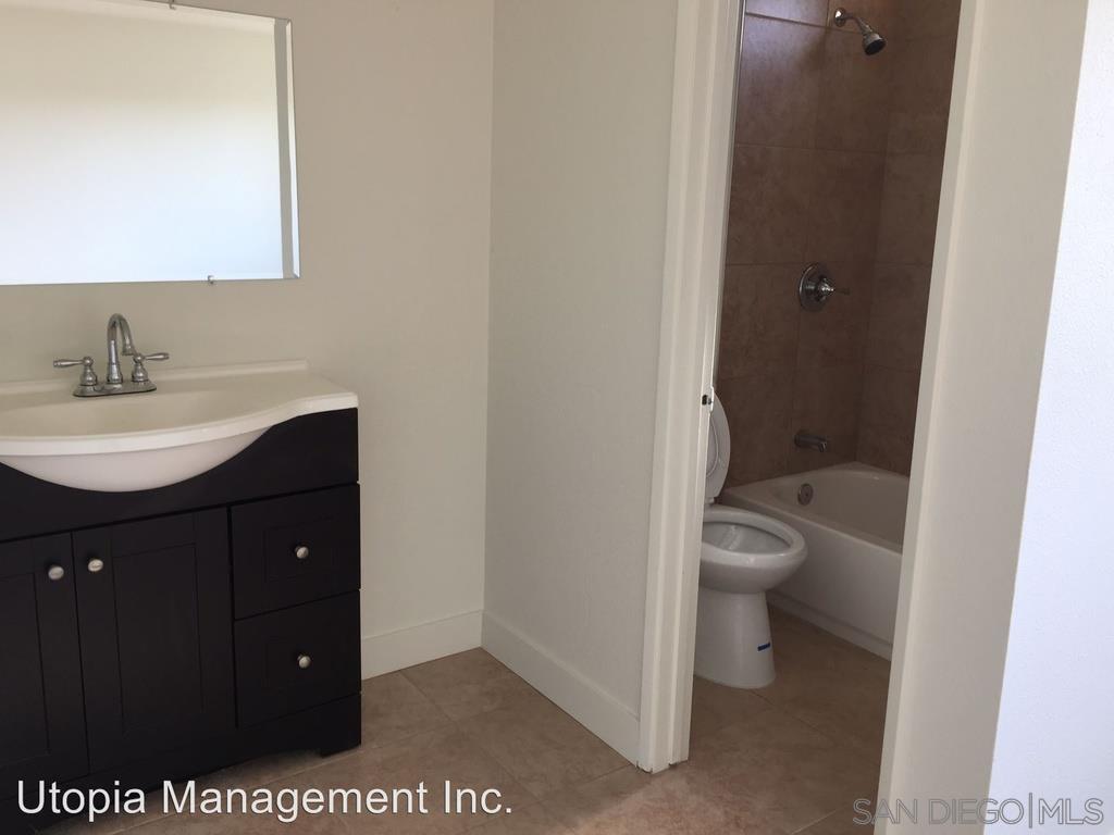 Foto principal - 1407 E 7th St